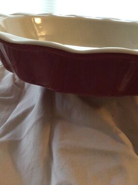 Good cook ceramic scalloped pie plate / baking dish